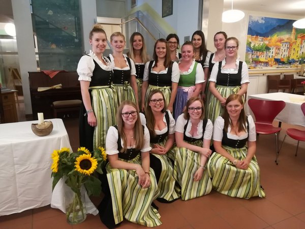 Besuch im Seniorenwohnheim Hallwang mit Gottesdienst